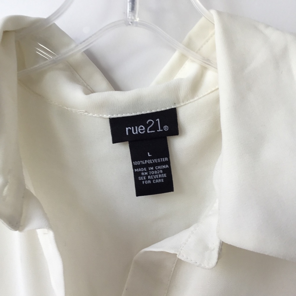 Blouse - Picture 2 of 3